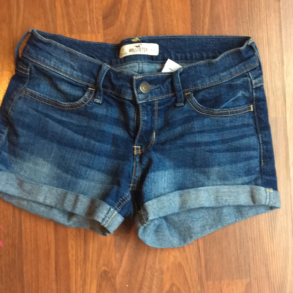 Hollister jean shorts